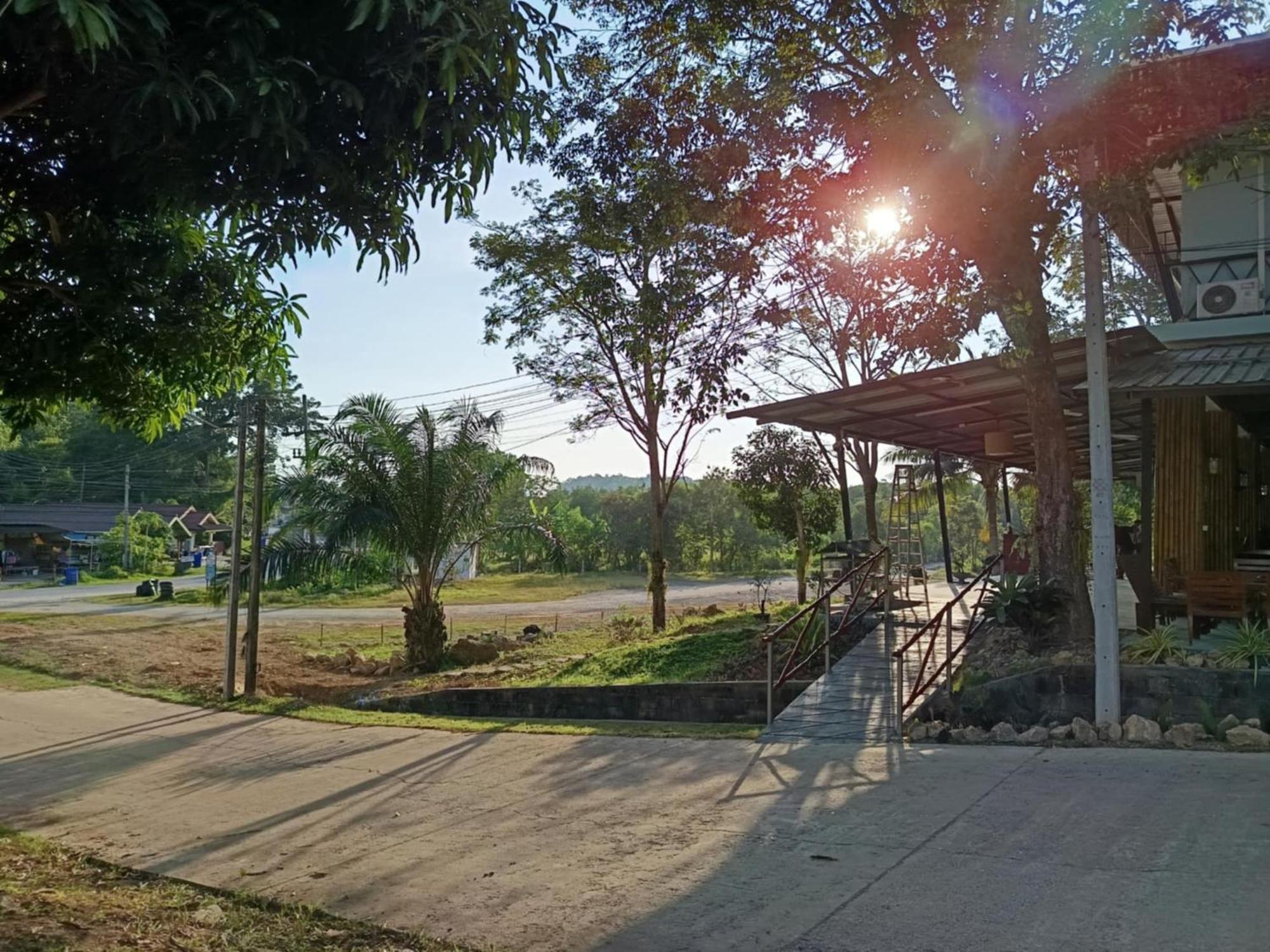 Green Gen Hotel, Mueang Phuket Ban Lo Ti Pa Bagian luar foto